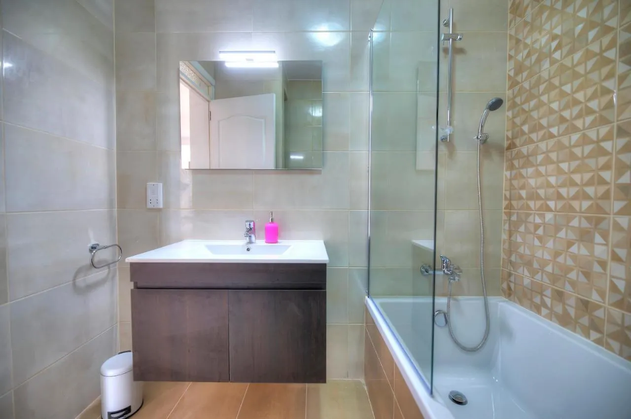 Bright & Cozy 3Bedrooms With Stunning Views Dlap1-1 Sliema Apartment